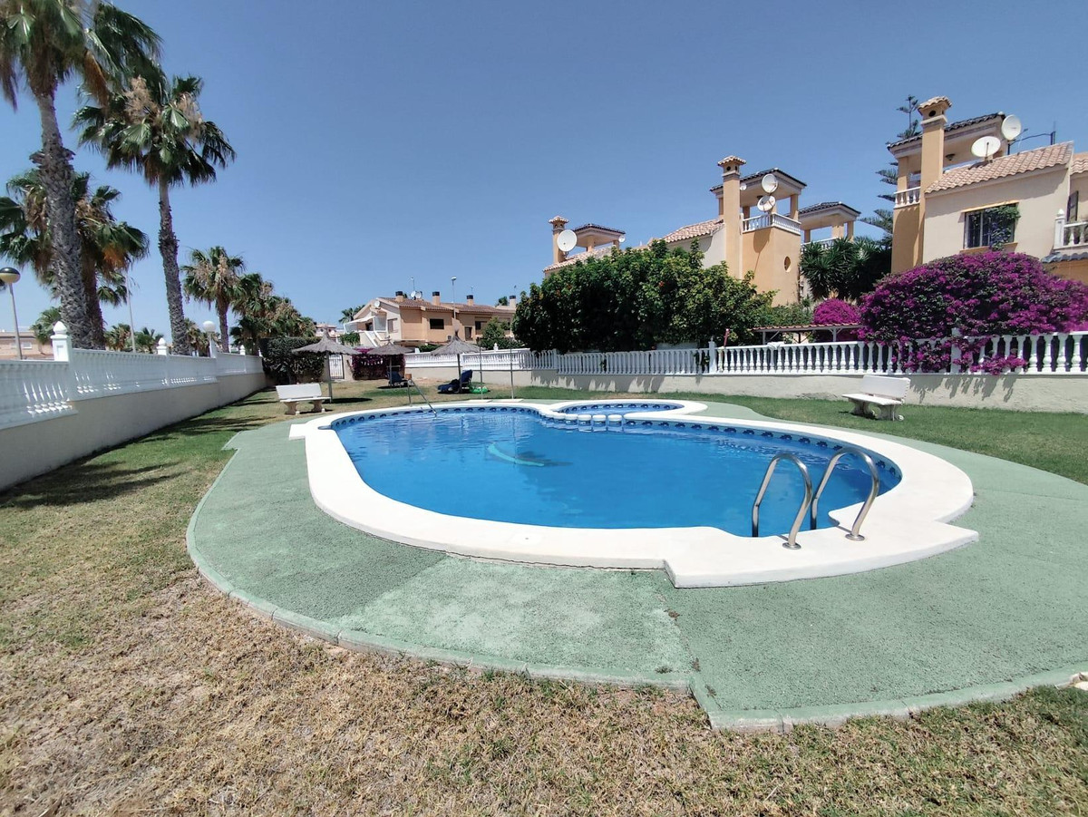 Appartement te koop in Lomas de Cabo Roig | 2 slaapkamers H5460625