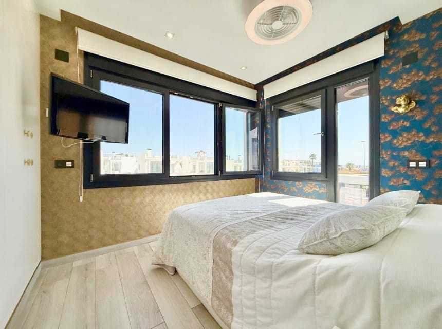 Property main view 16