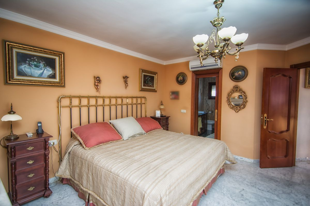 Huis te koop in Los Alamos | 4 slaapkamers H5116558