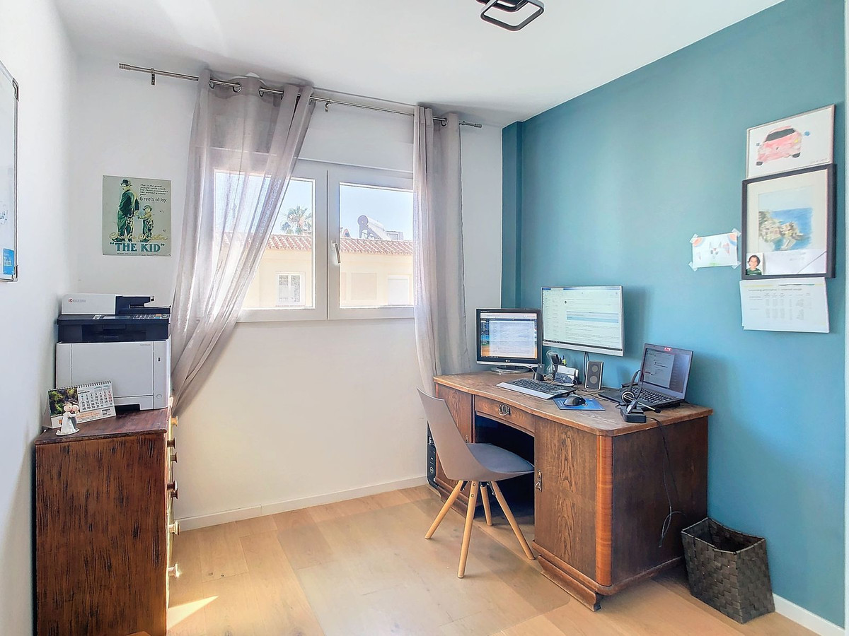 Huis te koop in Los Alamos | 5 slaapkamers H5232226