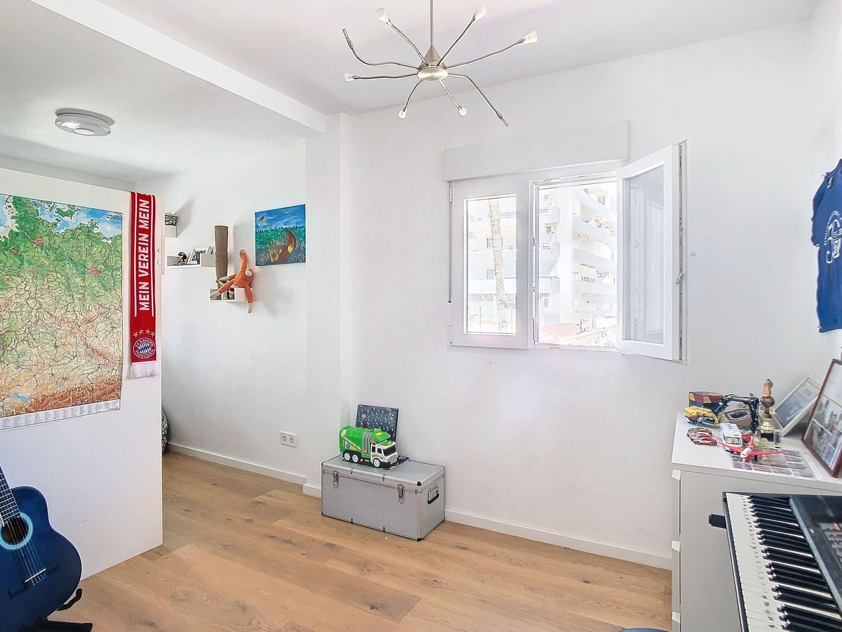 Huis te koop in Los Alamos | 5 slaapkamers H5232226