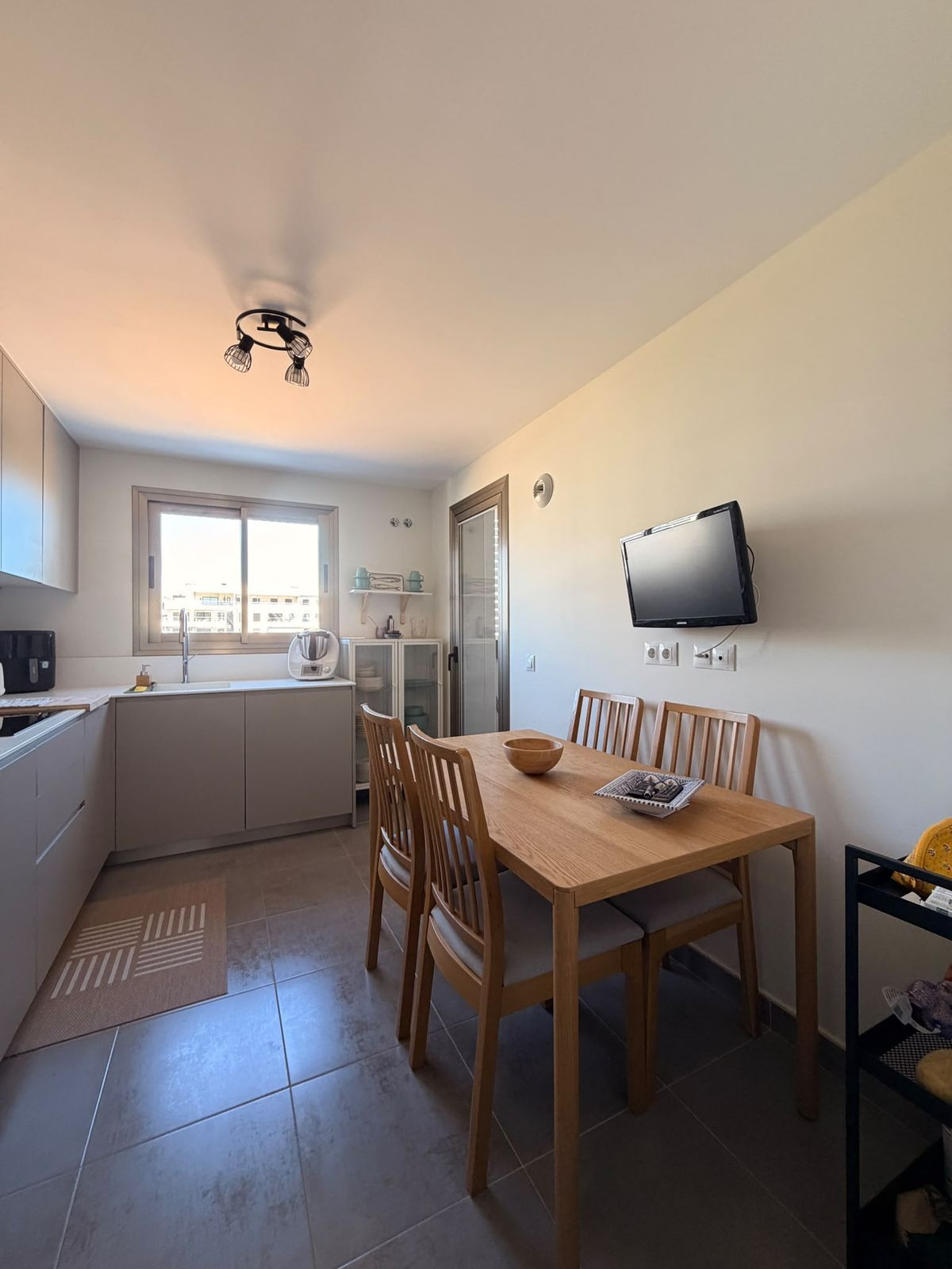 Property main view 16