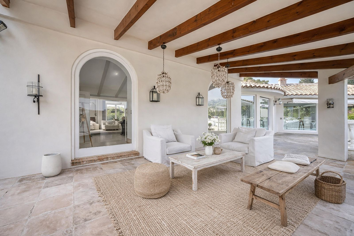 Property main view 44