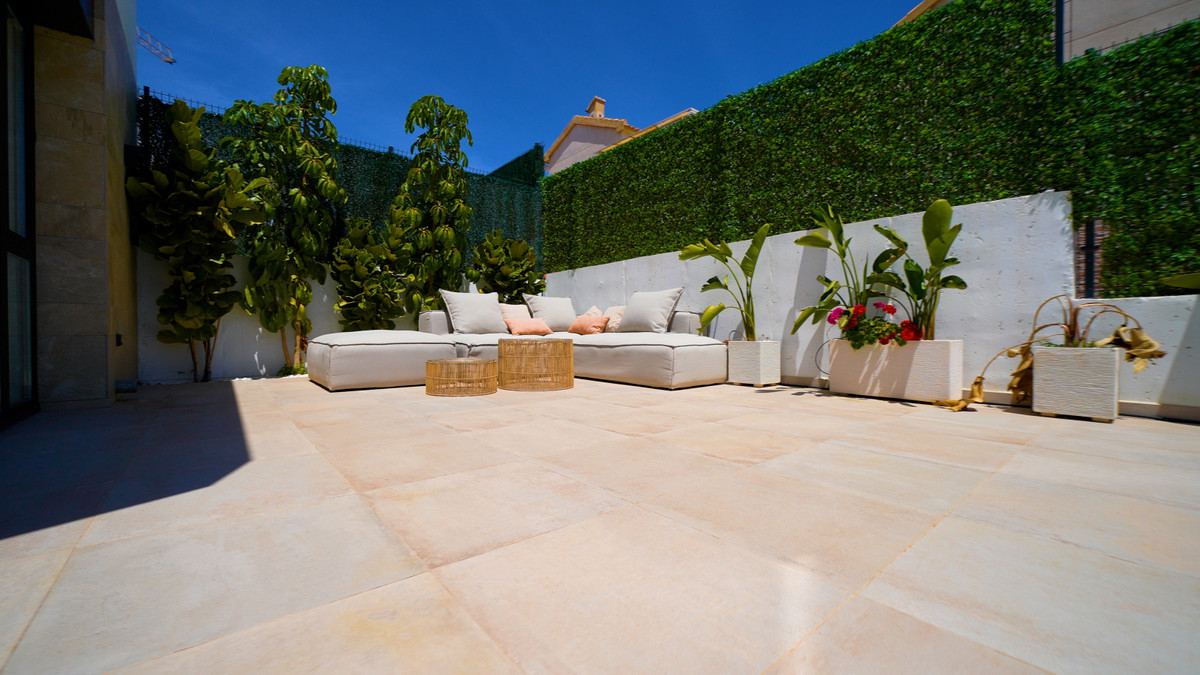 Property main view 32