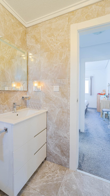 Property main view 33