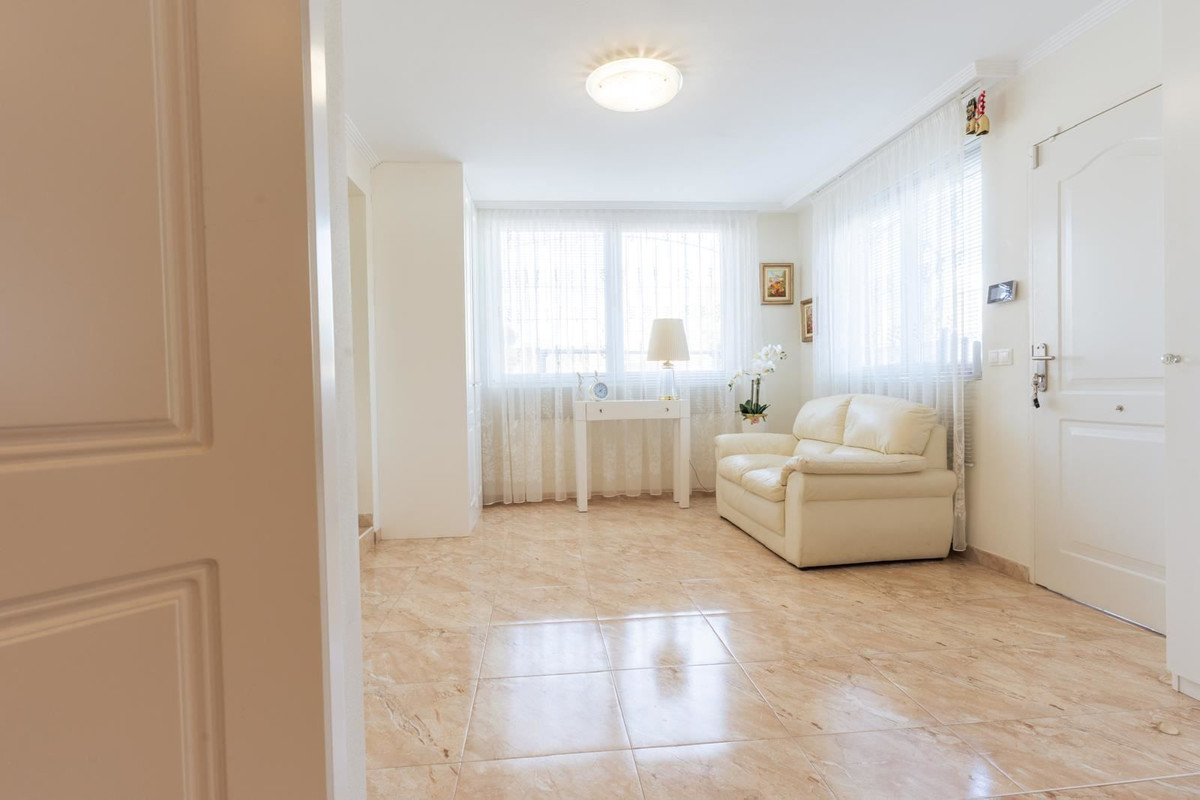 Huis te koop in Los Altos | 7 slaapkamers H5390140