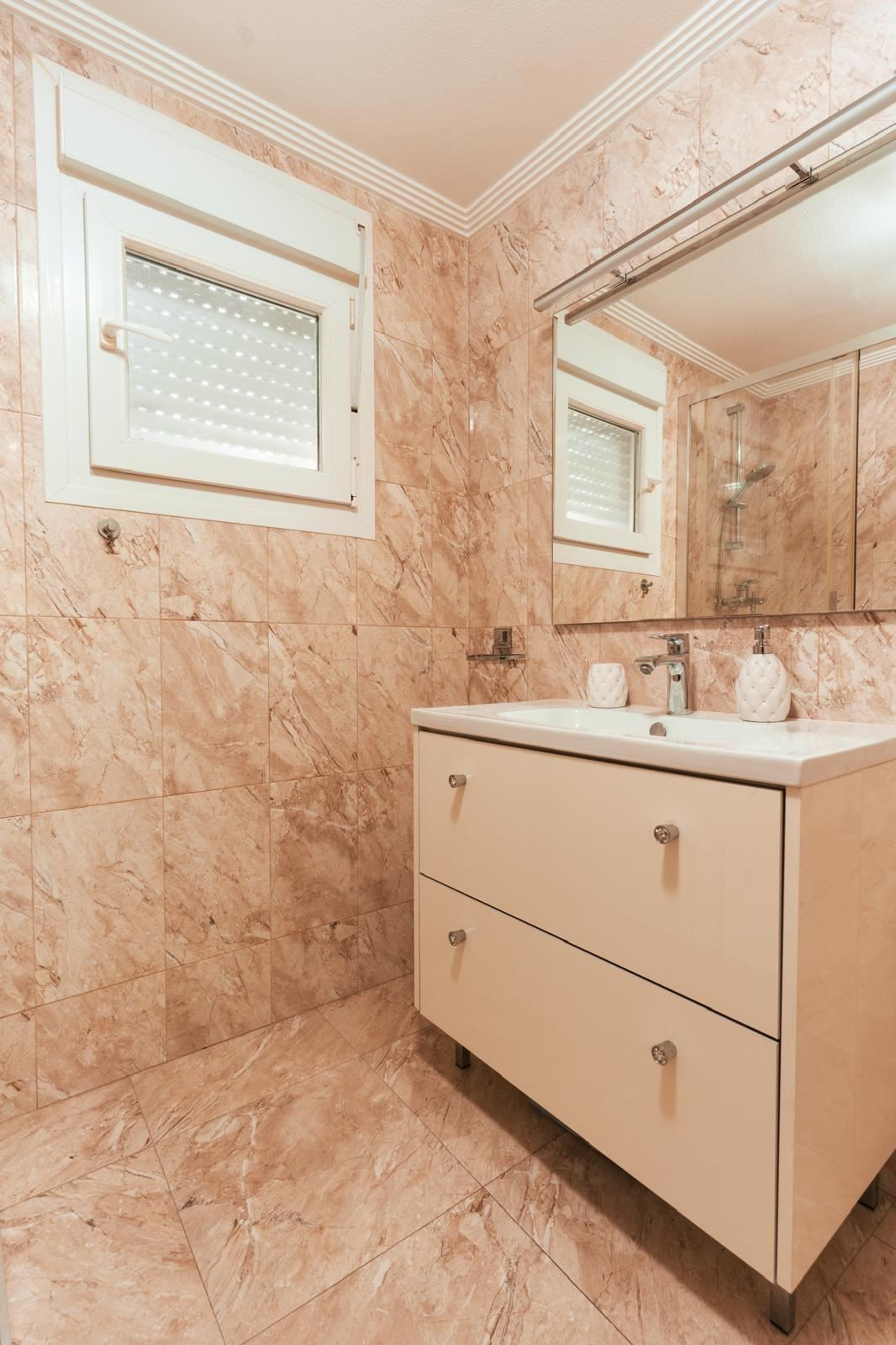 Huis te koop in Los Altos | 7 slaapkamers H5390140