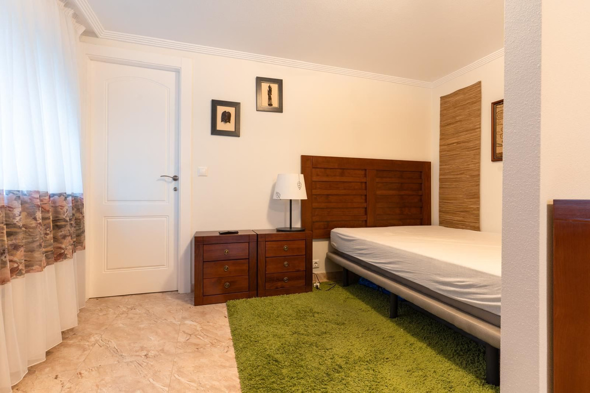Huis te koop in Los Altos | 7 slaapkamers H5390140