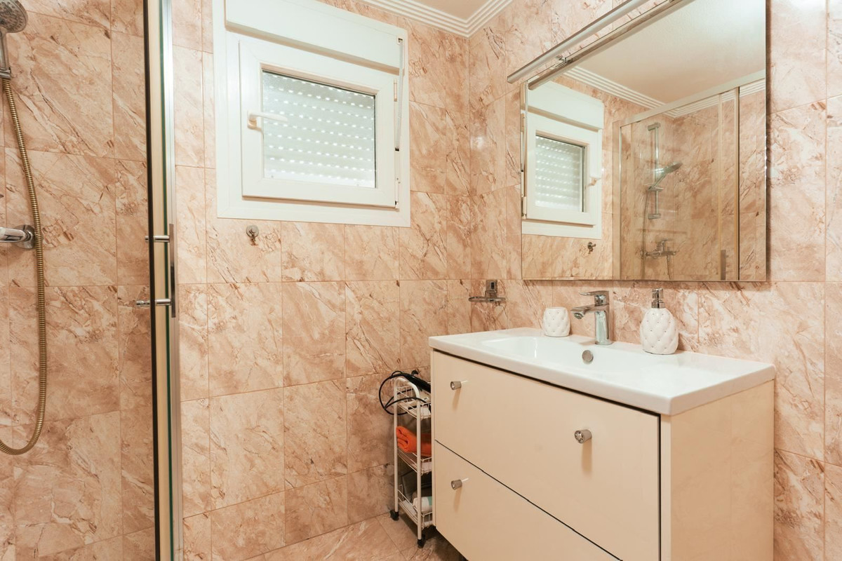 Huis te koop in Los Altos | 7 slaapkamers H5390140