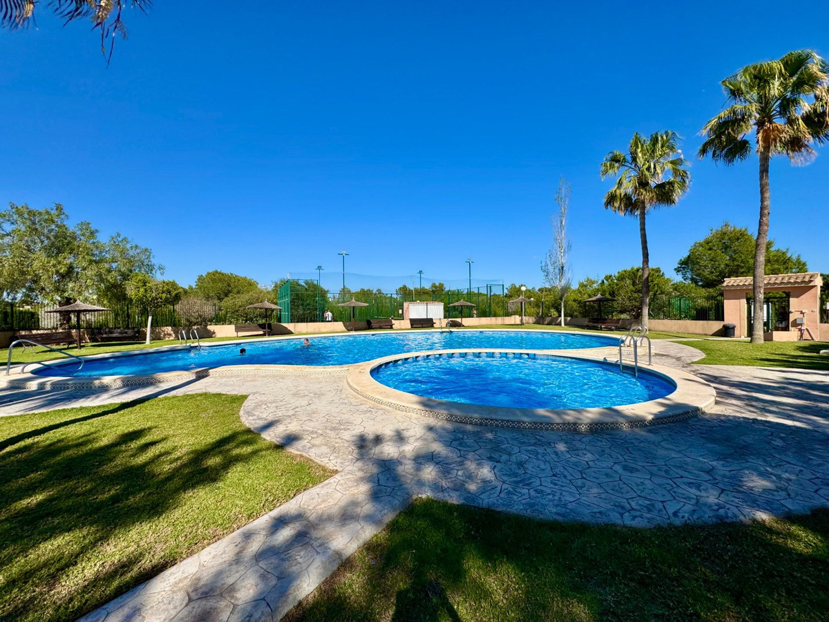Huis te koop in Los Altos | 3 slaapkamers H5395438