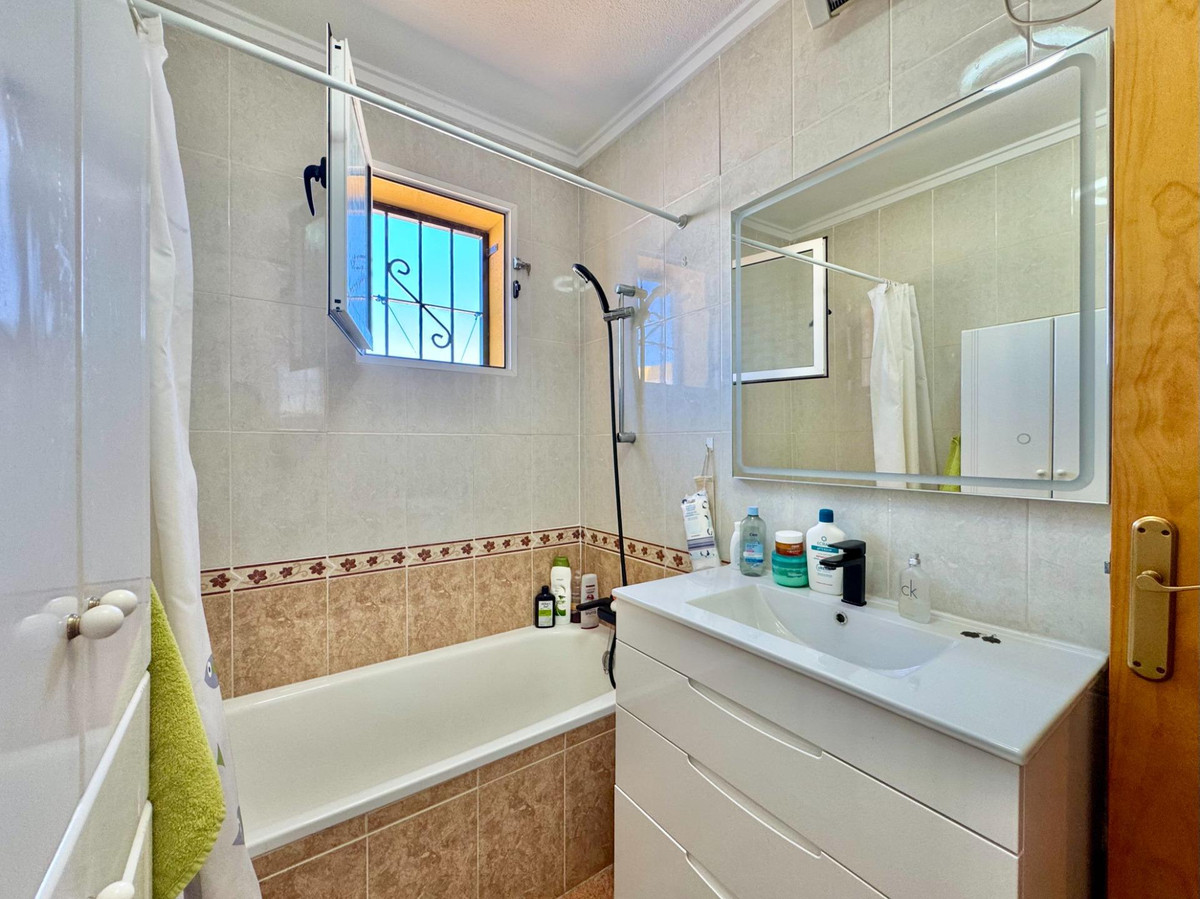 Huis te koop in Los Altos | 3 slaapkamers H5395438