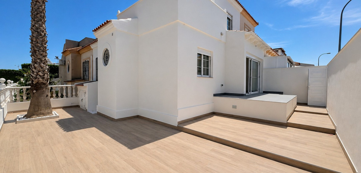 Huis te koop in Los Altos | 3 slaapkamers H5435668