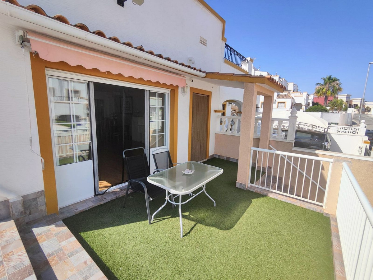 Huis te koop in Los Altos | 6 slaapkamers H5444173