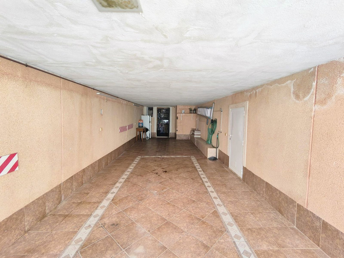 Huis te koop in Los Altos | 6 slaapkamers H5444173