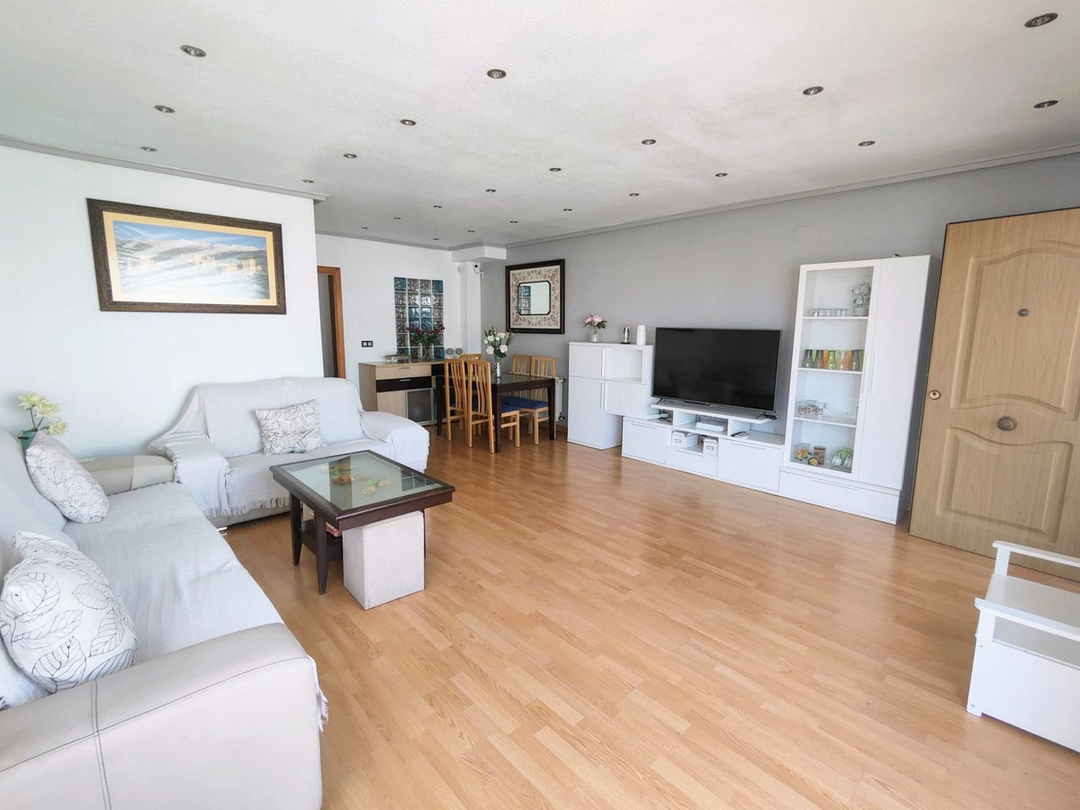 Huis te koop in Los Altos | 6 slaapkamers H5444173