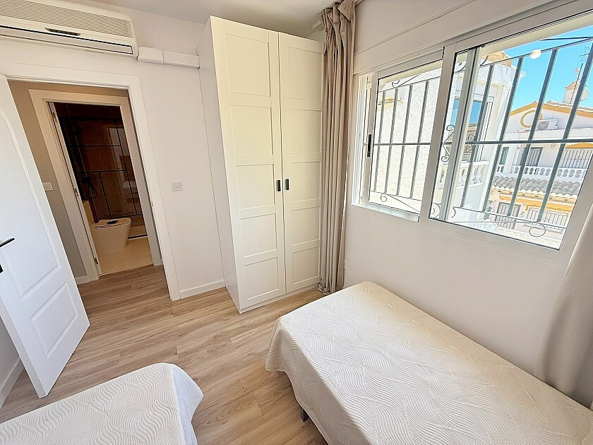 Huis te koop in Los Altos | 3 slaapkamers H5456185