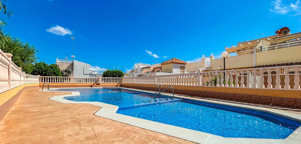 Huis te koop in Los Altos | 3 slaapkamers H5496463