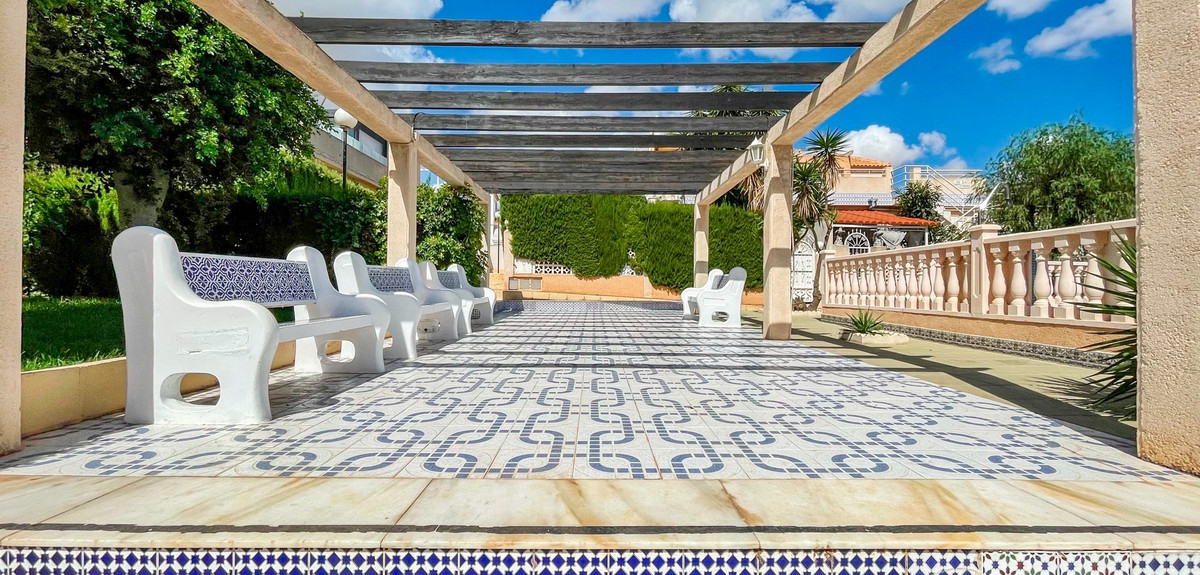 Huis te koop in Los Altos | 3 slaapkamers H5496463