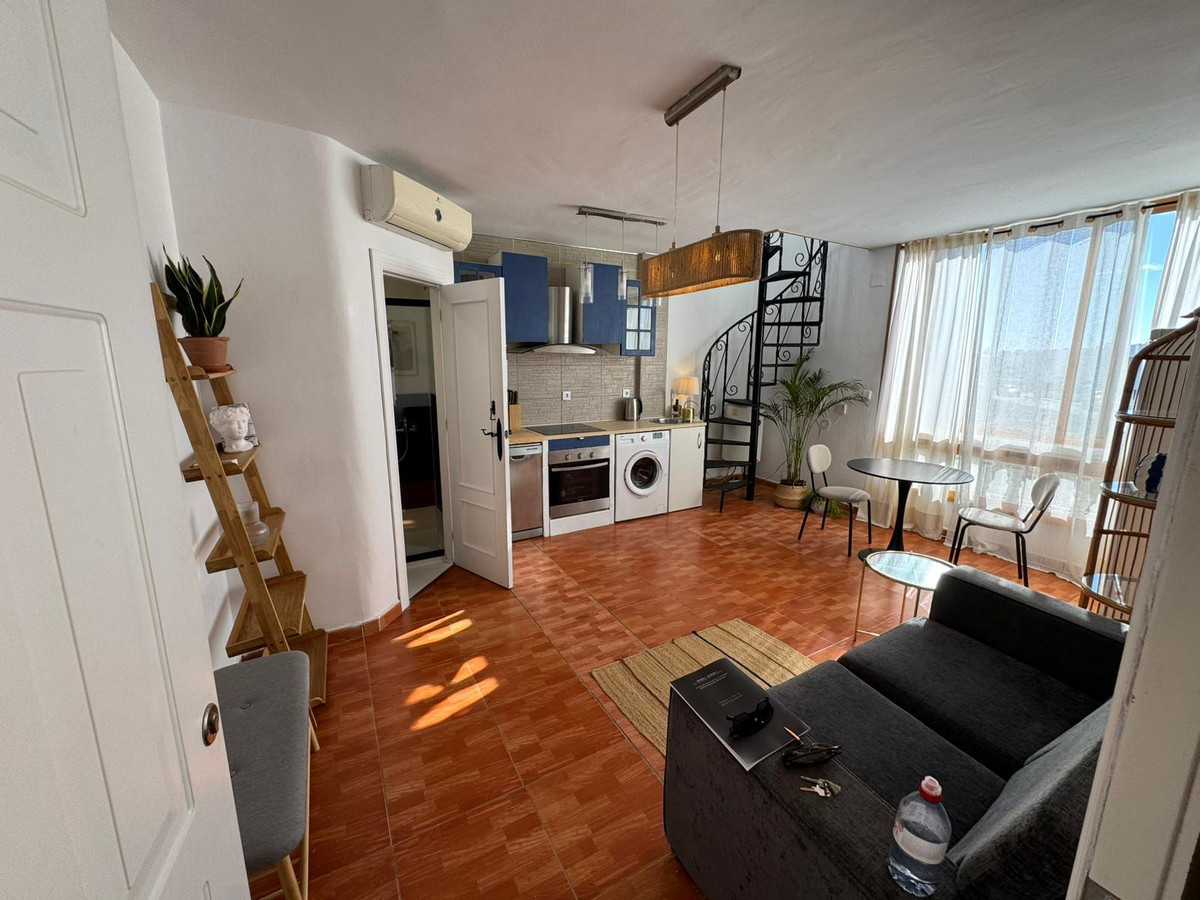 Huis te koop in Los Altos | 2 slaapkamers H5512012
