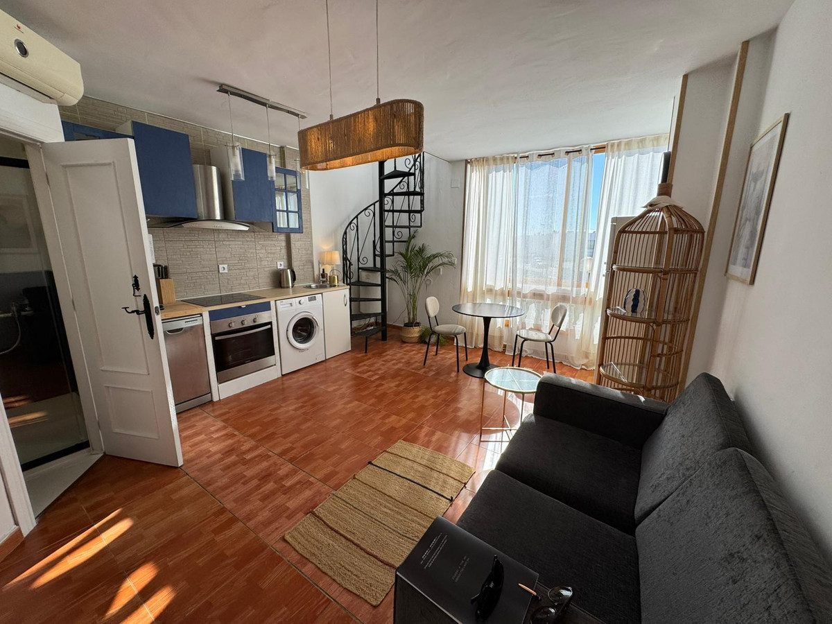 Huis te koop in Los Altos | 2 slaapkamers H5512012