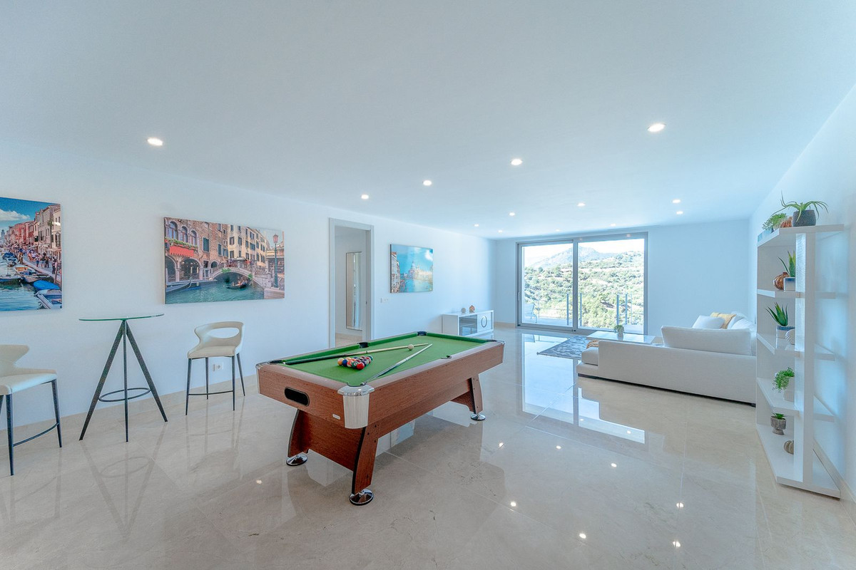 Property main view 44