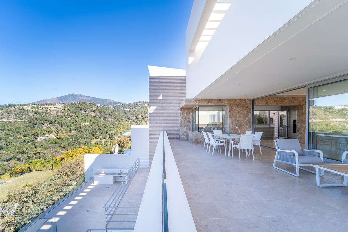 Property main view 80