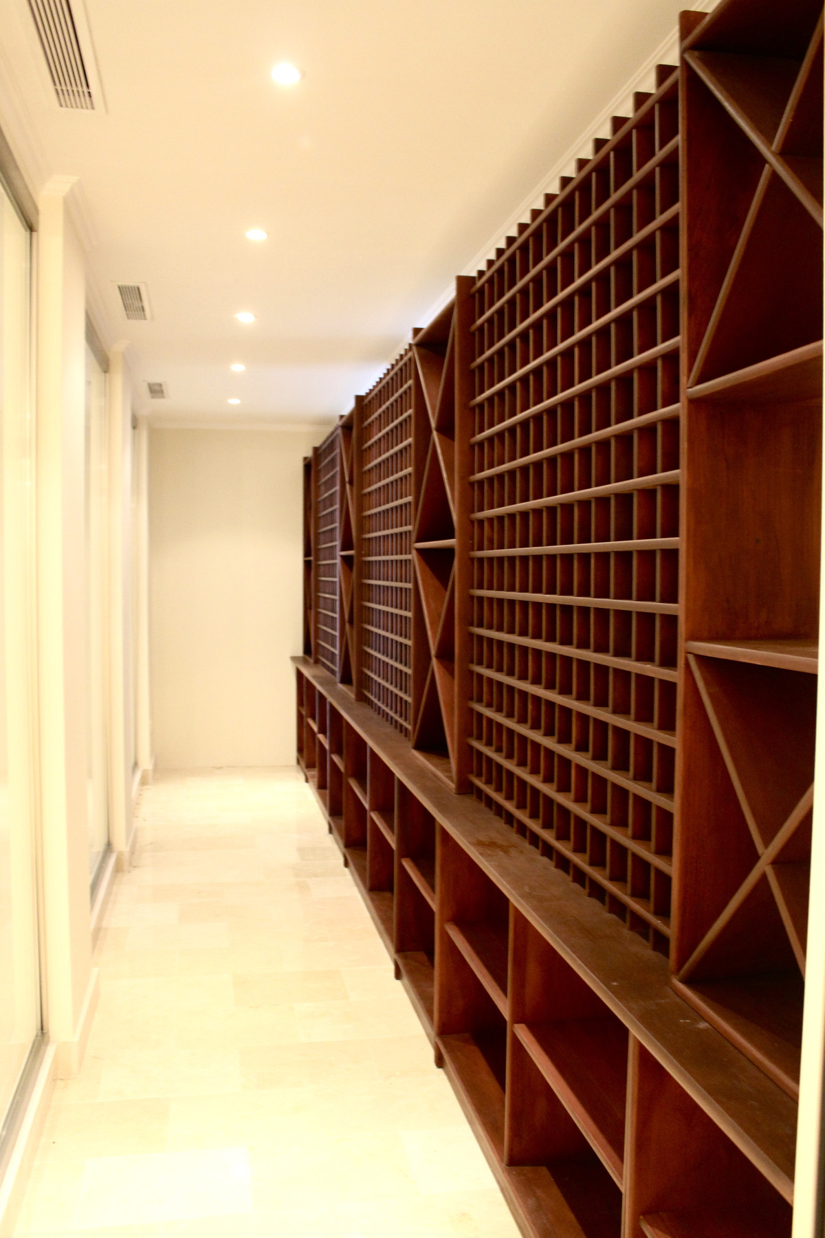 Property main view 60