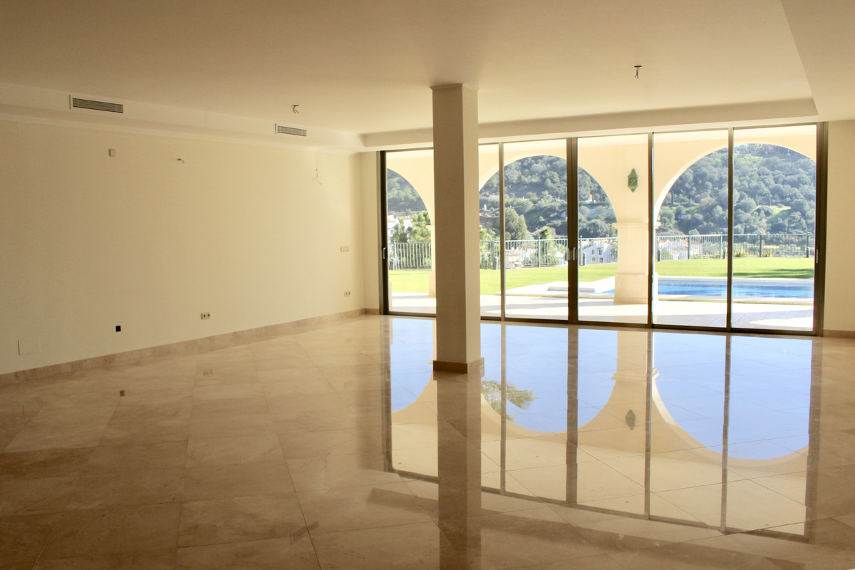 Property main view 64