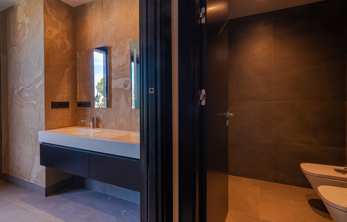 Property main view 44