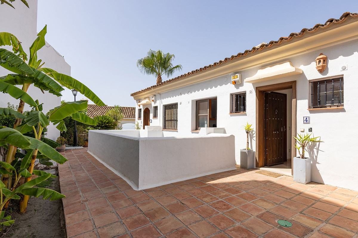 Geschakelde Woning in Los Arqueros-1