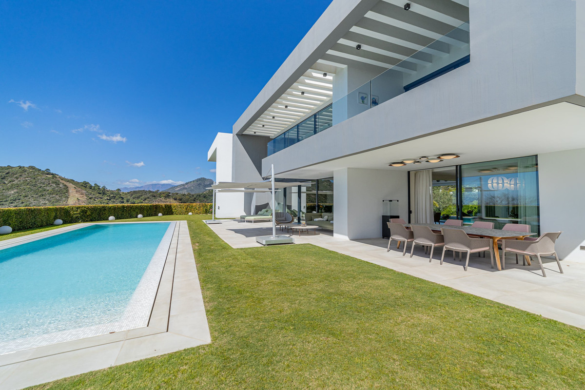 Huis te koop in Los Arqueros | 5 slaapkamers H5024809