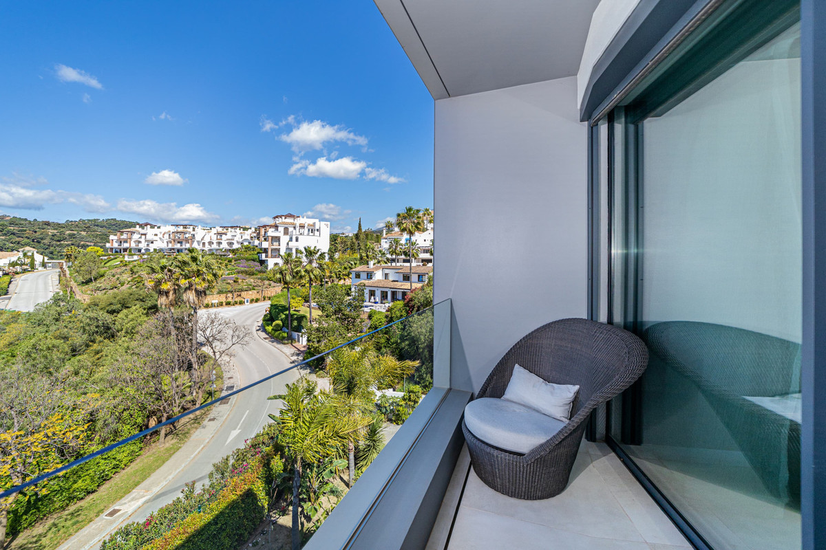 Huis te koop in Los Arqueros | 5 slaapkamers H5024809