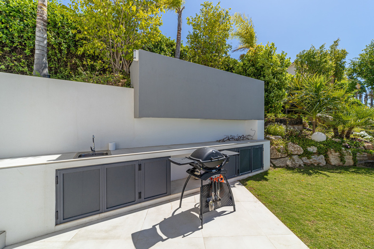 Huis te koop in Los Arqueros | 5 slaapkamers H5024809