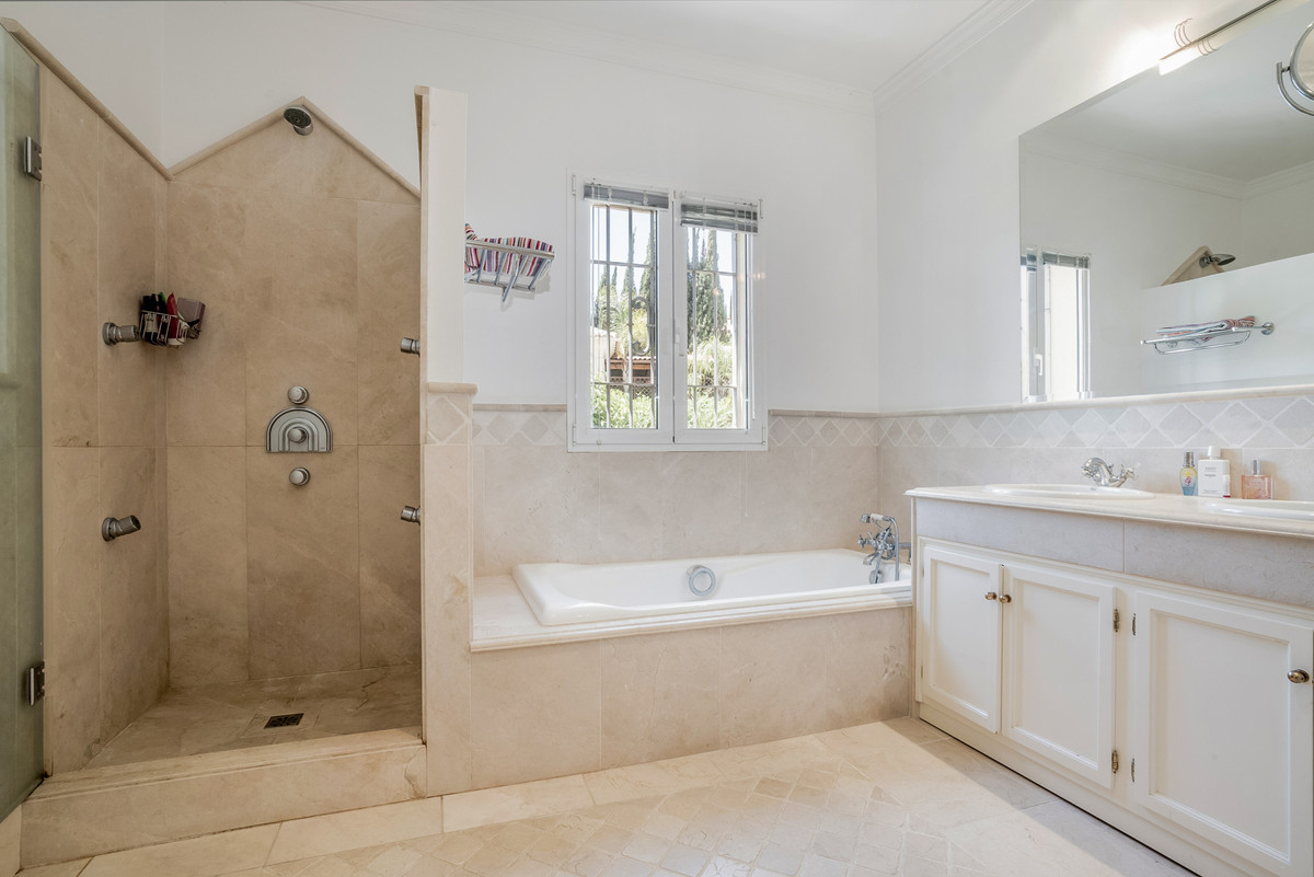 Vrijstaande Villa in Los Arqueros-23