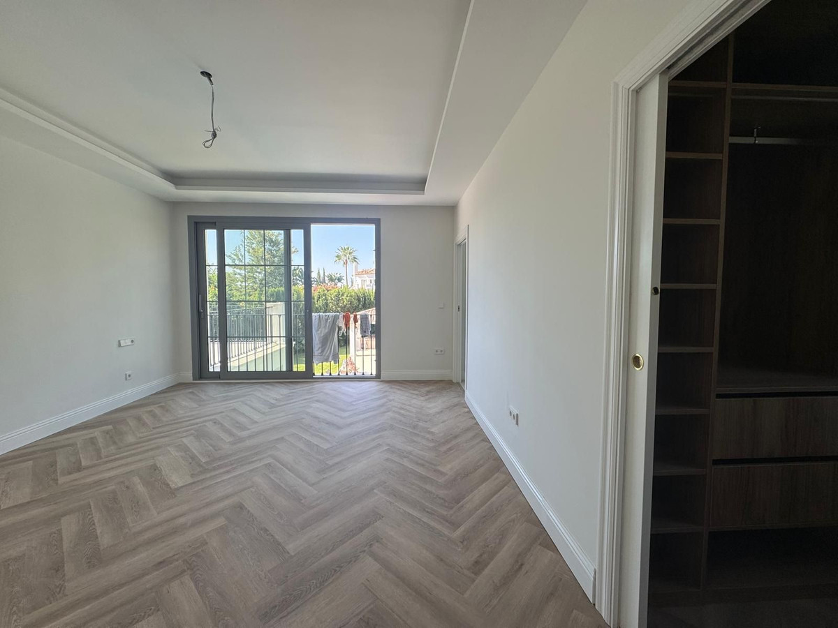 Huis te koop in Los Arqueros | 4 slaapkamers H5139802