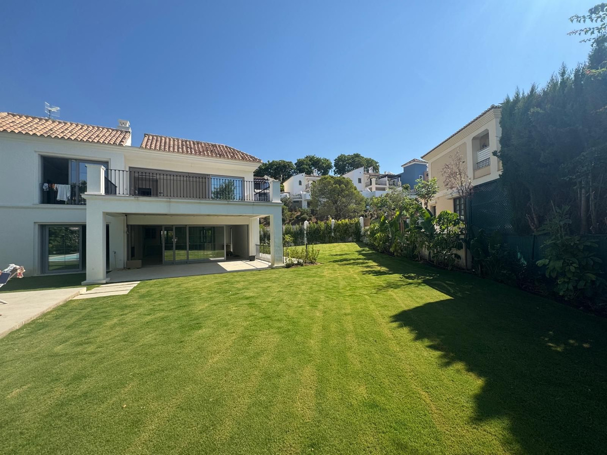 Huis te koop in Los Arqueros | 4 slaapkamers H5139802