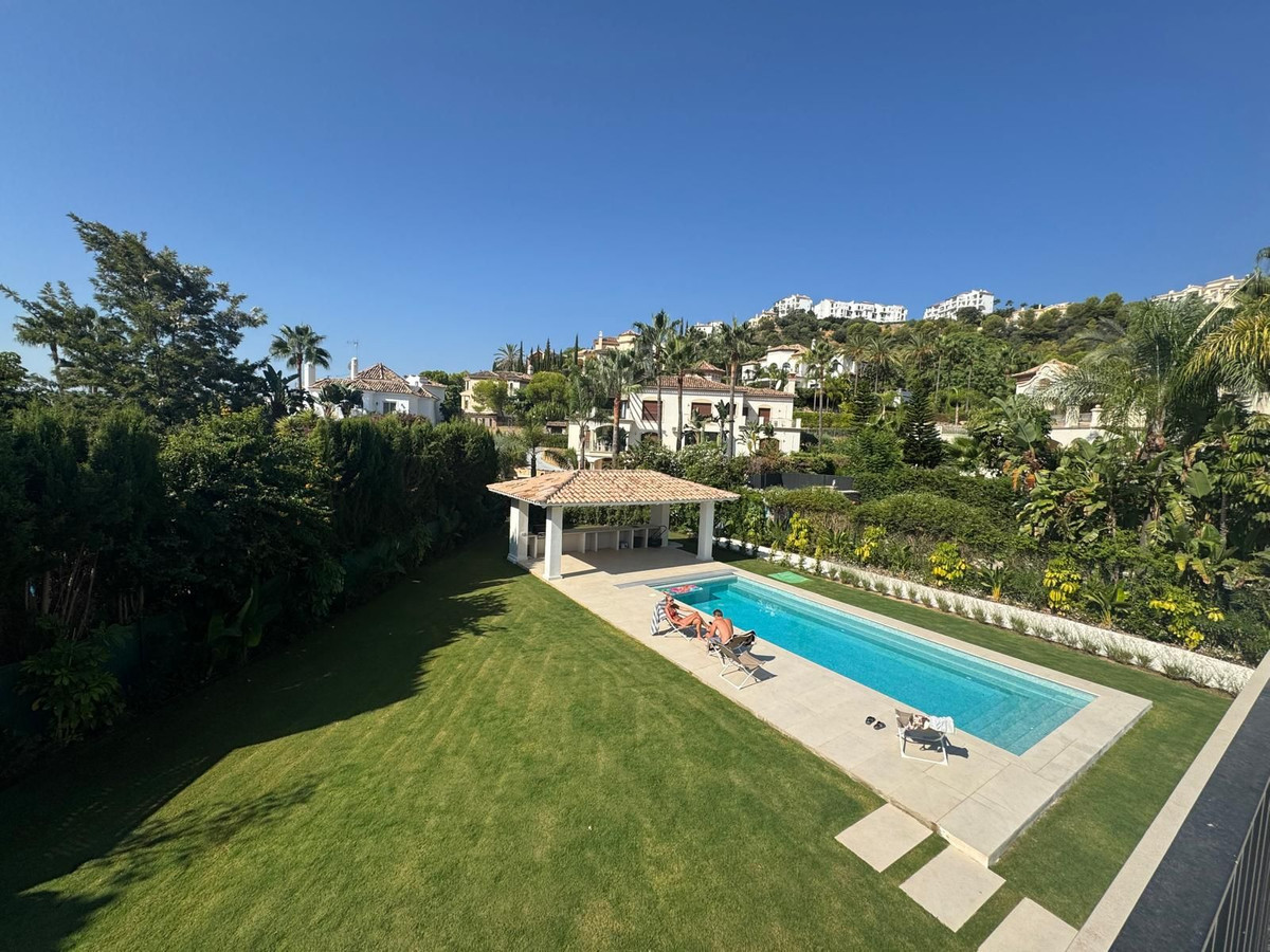 Huis te koop in Los Arqueros | 4 slaapkamers H5139802