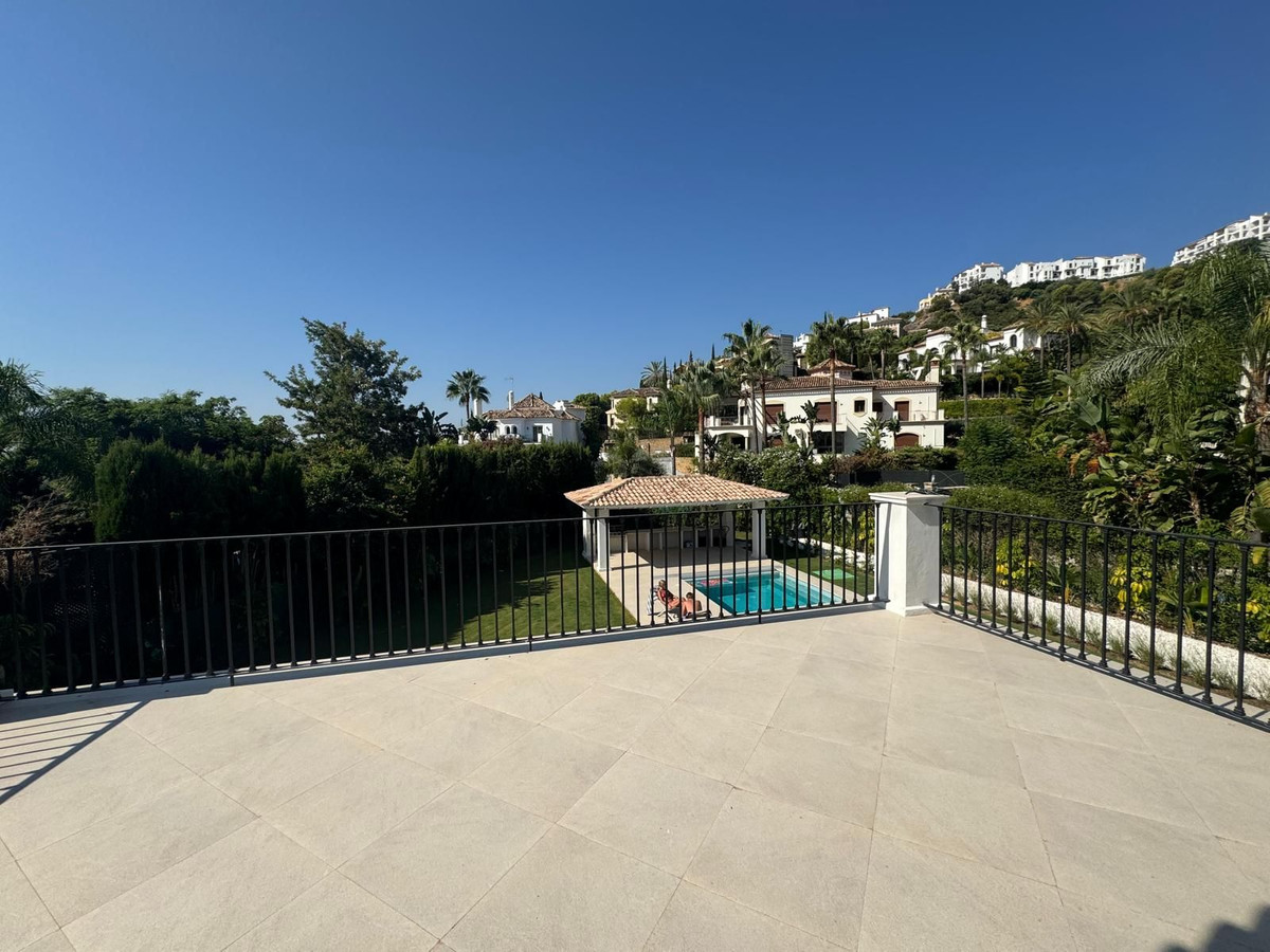 Huis te koop in Los Arqueros | 4 slaapkamers H5139802