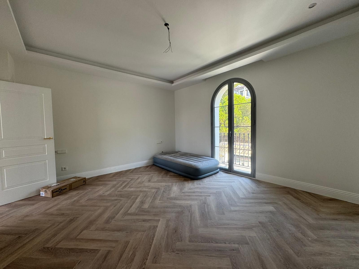 Huis te koop in Los Arqueros | 4 slaapkamers H5139802