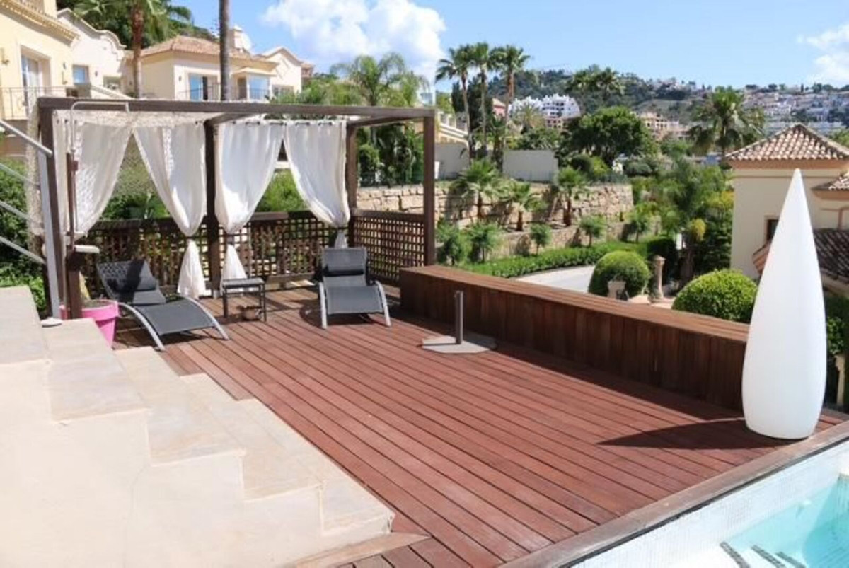 Huis te koop in Los Arqueros | 5 slaapkamers H5157490