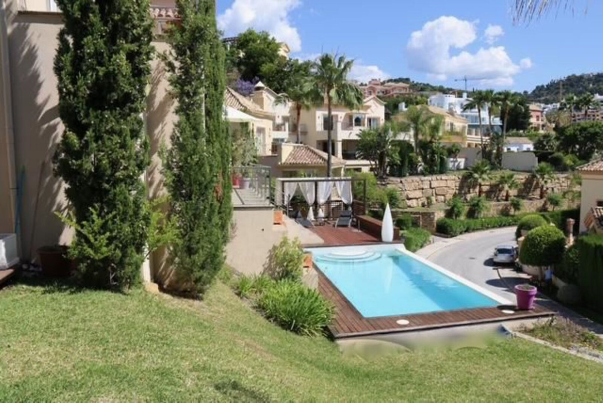 Huis te koop in Los Arqueros | 5 slaapkamers H5157490