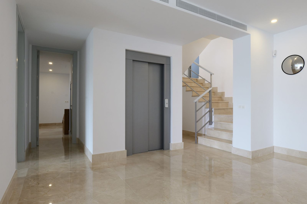 Property main view 30