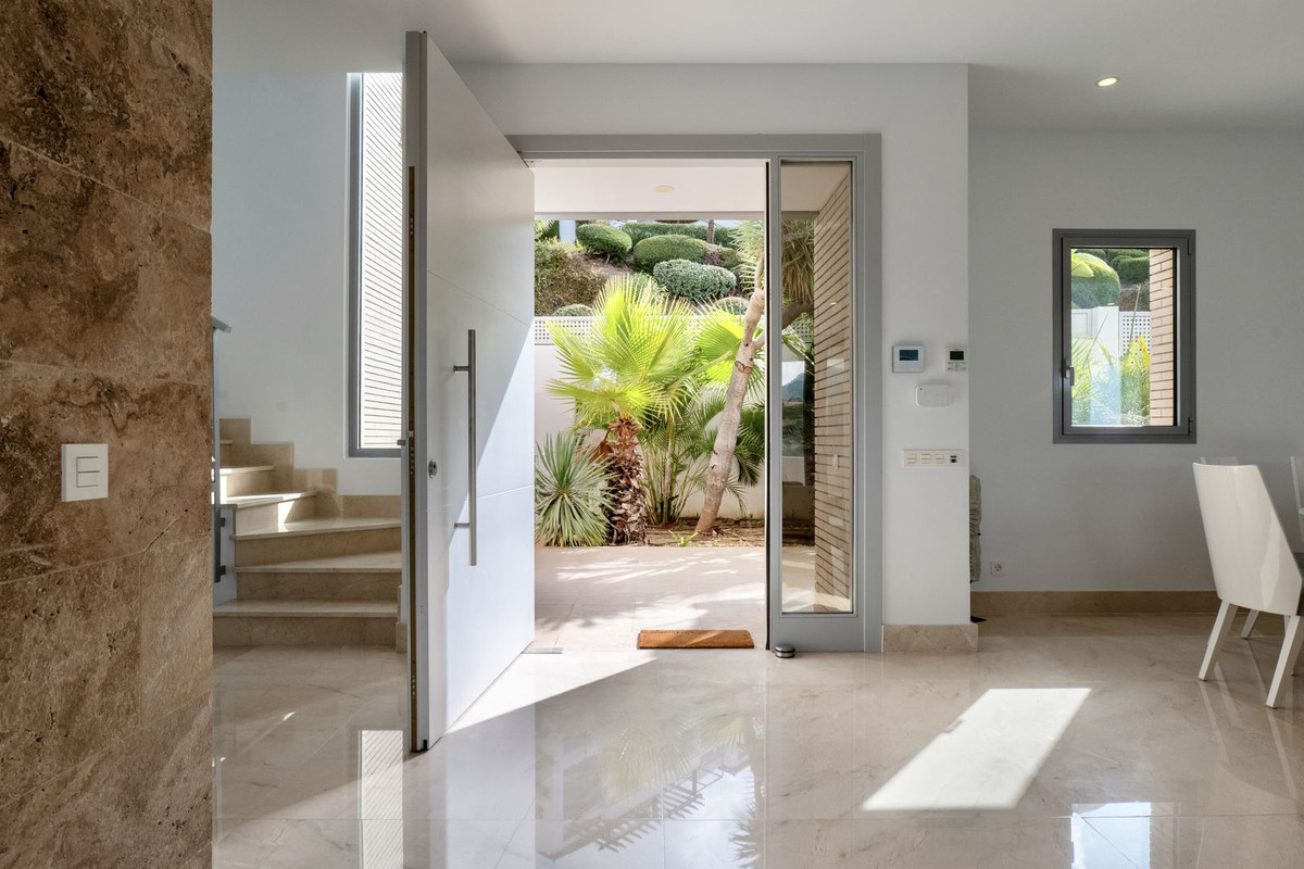 Property main view 44