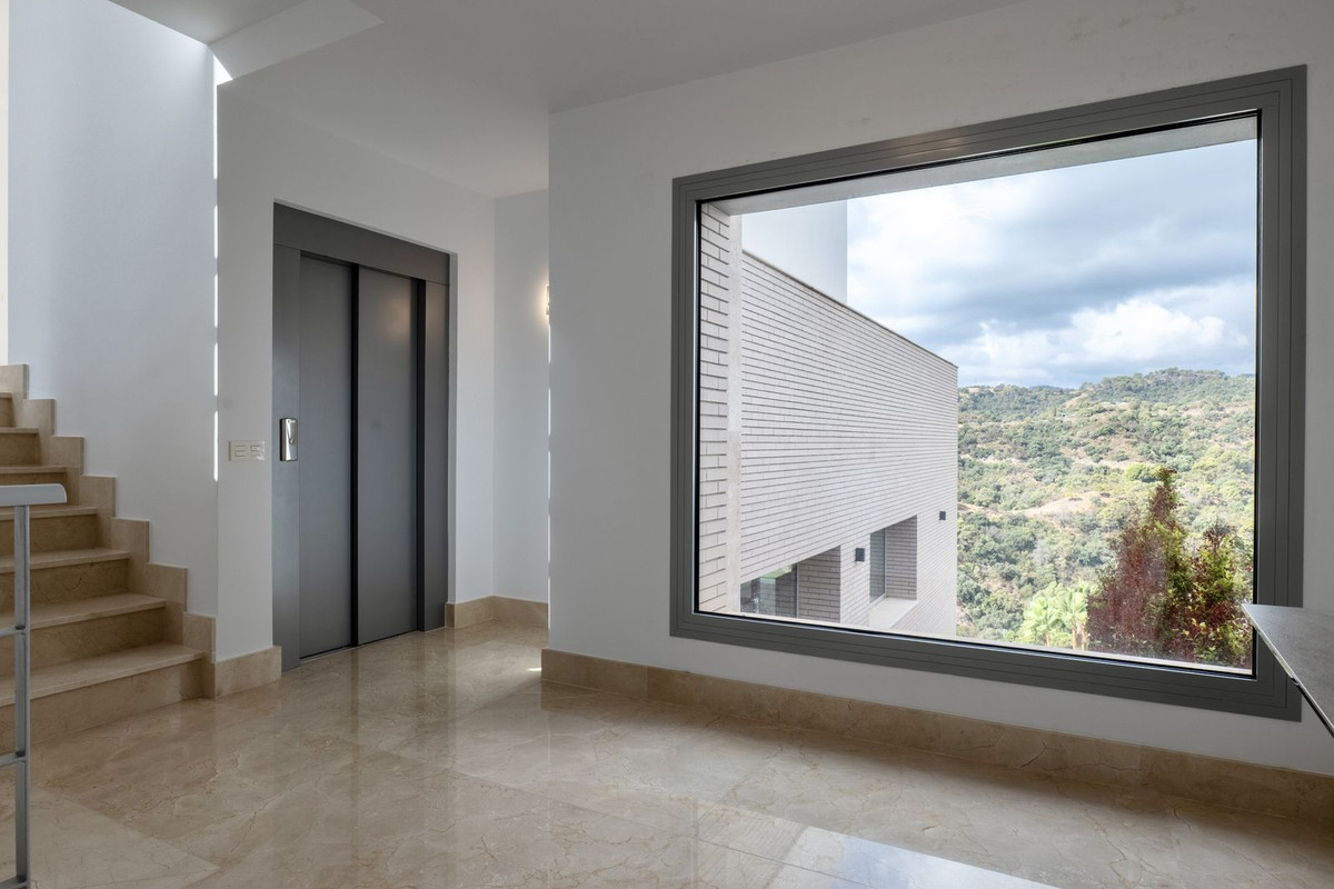 Property main view 61