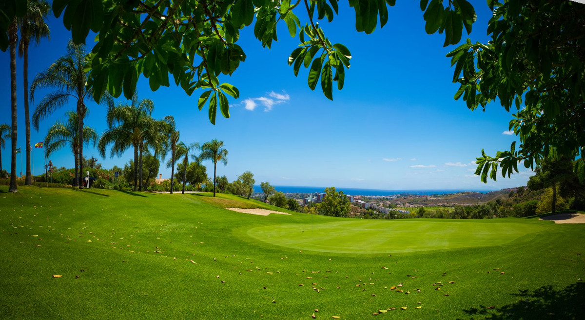 Huis te koop in Los Arqueros | 5 slaapkamers H5257678