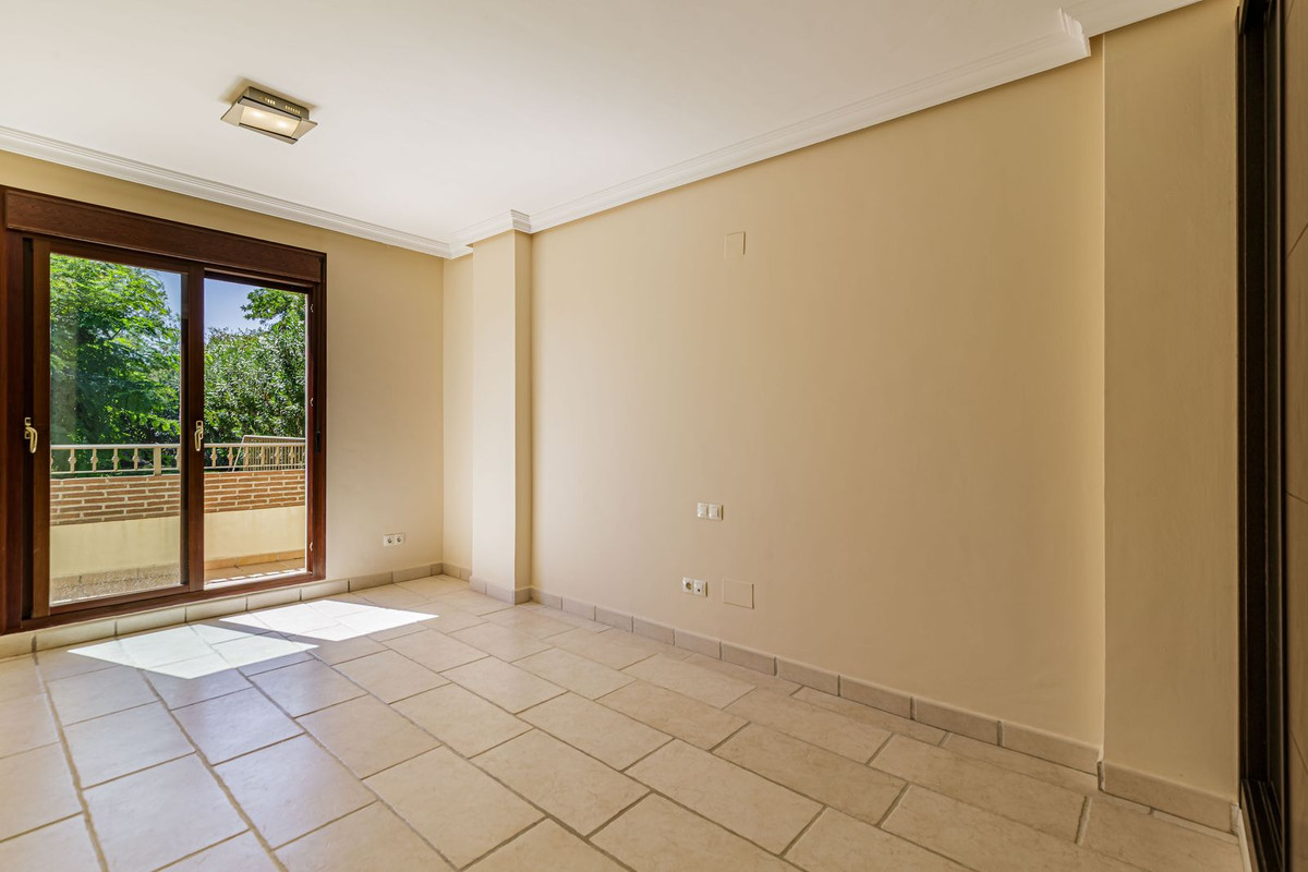 Huis te koop in Los Arqueros | 5 slaapkamers H5257678