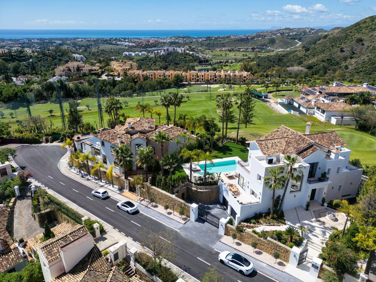 Huis te koop in Los Arqueros | 5 slaapkamers H5353414