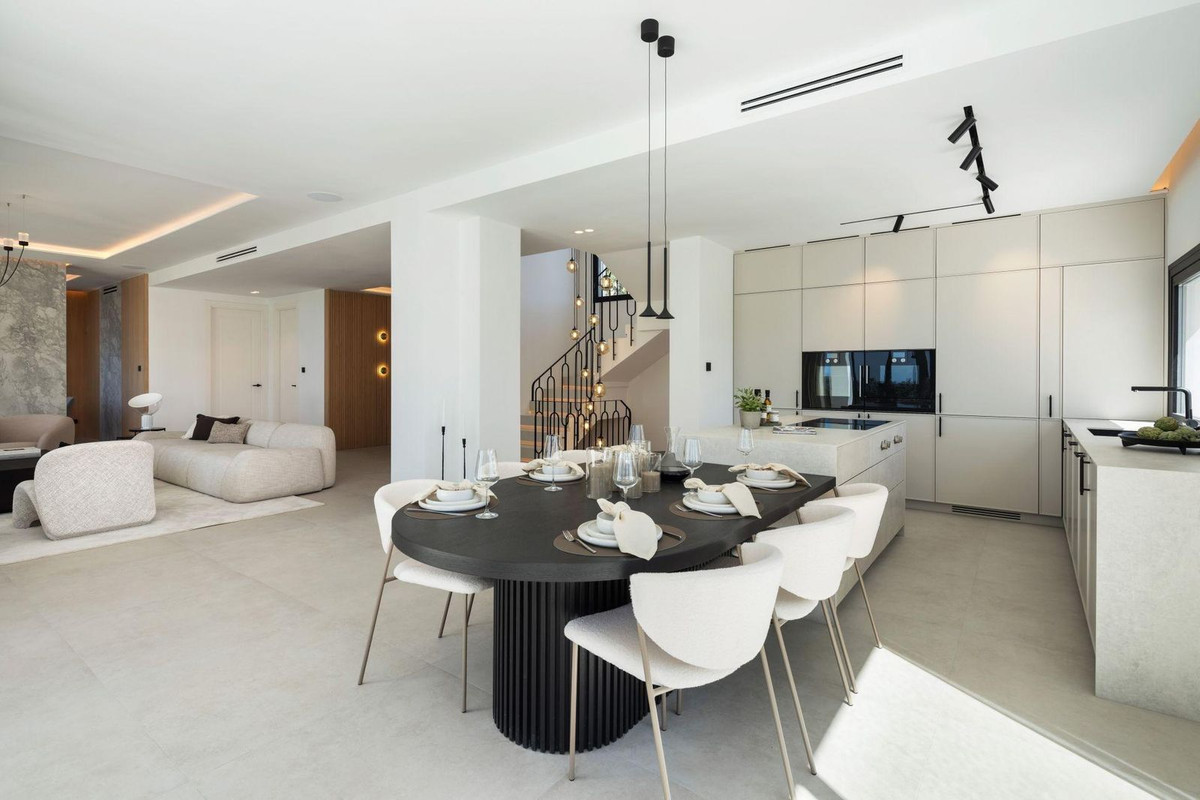 Huis te koop in Los Arqueros | 5 slaapkamers H5353414