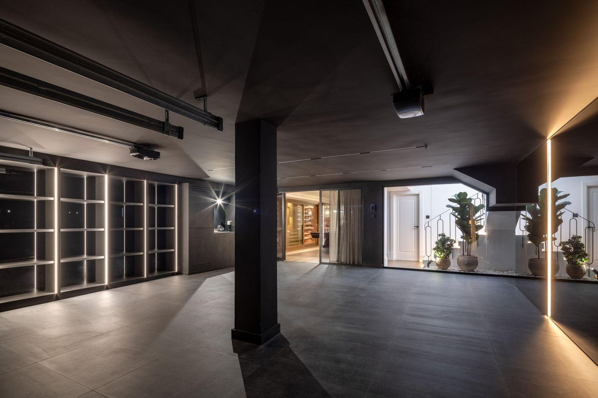 Huis te koop in Los Arqueros | 5 slaapkamers H5353414