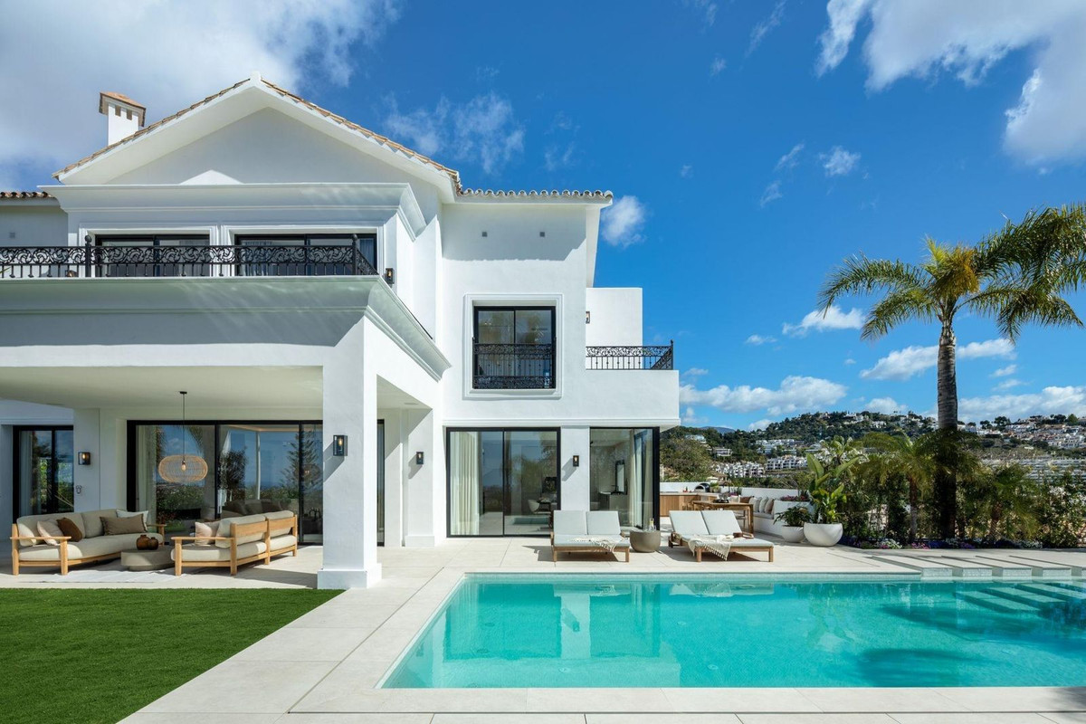 Huis te koop in Los Arqueros | 5 slaapkamers H5353414